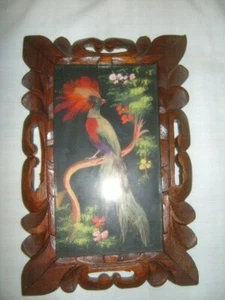 50er Jahre mexikanische exotische Feder Vögel Kunst mit handgeschnitztem Rahmen Vintage - Bild 1 von 8