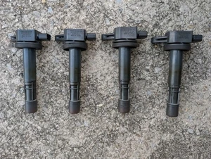 2004-2009 Jaguar XJ XJ8 Ignition Coil Denso 2W93-12A366-BA - Picture 1 of 3