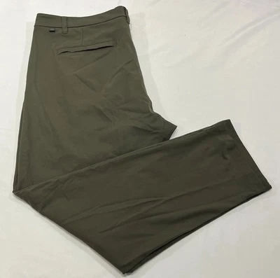 Chino Lululemon ABC Commission Clásico Warpstreme Para Hombres 42x30 Verde Elástico LEER* Foto 1 de 4