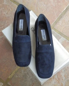 GIORGIO ARMANI UK 4.5 EU 37 NAVY SUEDE New with Box and Dust Bag - Picture 1 of 4