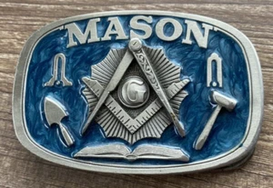Vintage 1986 Great American Buckle Co. Mason/Masonic Gürtelschnalle blauer Akzent - Bild 1 von 4