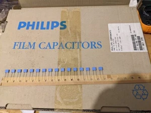 LOTTO DI 500 pz CONDENSATORI MKT PHILIPS 22000PF-0.022 UF- 22 NF 100 VOLT - Foto 1 di 3