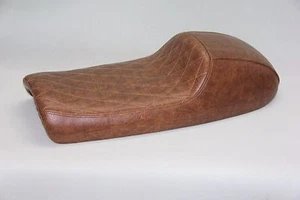 27 inches 1977-1981 Suzuki GS550 solo cafe racer motorcycle seat CODE: S9093 - Imagen 1 de 9