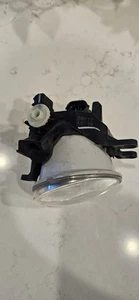 2017 Toyota Highlander (1) Right Front Passenger Side Fog Lamp Oem - Picture 1 of 6