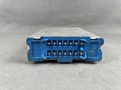 1977-1985 Mercedes W123 Cruise Control Relay Control Module ECU OEM - Image 1 of 3