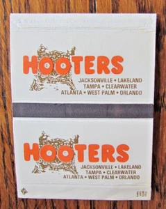 HOOTERS OWL MATCHBOX COVER: JACKSONVILLE CLEARWATER TAMPA ATLANTA LAKELAND -C18 - Bild 1 von 1