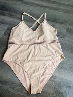 Купальник цельный женский Forever 21 с сетчатой вставкой ню размер 3X - Изображение 1 из 4