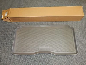New OEM 2002-2009 Isuzu Ascender Rear Cargo Tray Floor Mat Gray Chevy GMC 3 Row - Bild 1 von 5