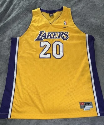 Camiseta Gary Payton Lakers XXL Nike Swingman Gold Los Angeles NBA LeBron Luka  Foto 1 de 4