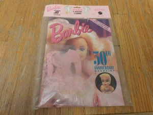 Vintage 1989 Mattel Barbie Doll 30th Anniversary Magazine & Outfit NRFB MIB - Bild 1 von 2
