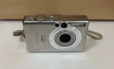 Canon IXY DIGITAL70 fotocamera digitale compatta argento testata con... - Immagine 1 di 4