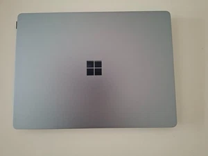 Microsoft Surface Laptop Go, 12,45 Zoll Laptop - Bild 1 von 2