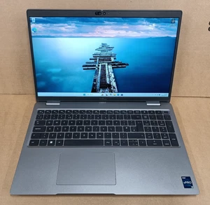 Dell Latitude 5540 i7-1365u 1.8Ghz 16GB 512GB Win-11 15.6" Laptop - Picture 1 of 5