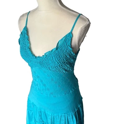Vestido Connected Apparel Mediano Aqua Solero Niveles Ojales Malla Hada Boho Y2K Foto 1 de 4
