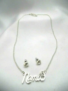 Conjunto de collar y pendiente NANA de cadena de plata perforada con piedras transparentes - Imagen 1 de 2