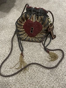 Victorian Trading Co. Key To My Heart Purse Rare Beaded Drawstring Velvet - Picture 1 of 8