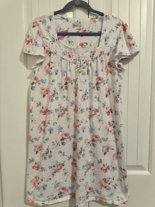 ARIA Collection Womans White Floral Short Sleeve Nightgown Size L Button Embroid - Picture 1 of 4