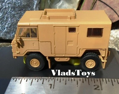 Oxford 1/76 Land Rover 101FC Vampire Signals Truck British Army Iraq 76LRFCS003 - Image 1 of 4