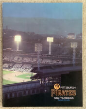 1969 PITTSBURGH PIRATES Yearbook.CLEMENTE,STARGELL,MAZEROSKI!Inside Pages-Clean.