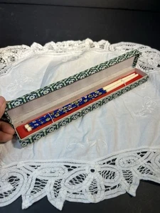 One Pair Chinese Floral Cloisonne Enamel Inlay and Bone Chopsticks w/Case - Bild 1 von 5