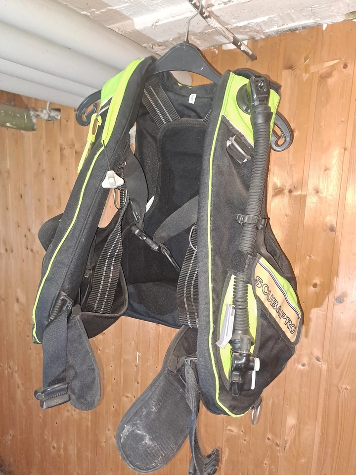 Scubapro Master- jacket Größe L Gebraucht aber in Top Zustand - Bild 1 von 4