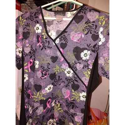 Cherokee  ladies Vintage  Large scrub top - Image 1 of 3