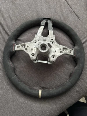 Volante BMW M Performance F8X F80 F82 F87 M2 M3 M4 usado - V1 32302344147 Foto 1 de 2
