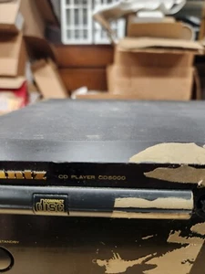 Martinez CD player Model CD5000/U1B - Picture 1 of 5