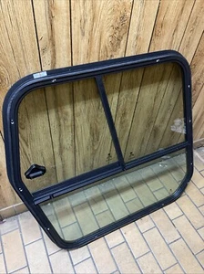 Genuine Bobcat R Series LEFT WINDOW 7410021 New - Picture 1 of 6