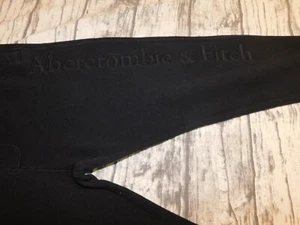 ABERCROMBIE & FITCH FLEECEHOSE JOGGINGHOSE SWEATPANTS BESTICKTES BEIN LOGO HERREN XS - Bild 1 von 5