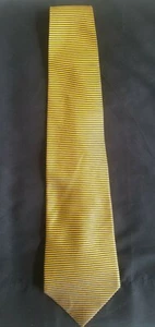 Conte di Milano Krawatte aus 100 % Seide - goldfarben mit schwarzen Streifen  - Bild 1 von 2