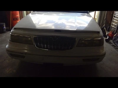 Starter Motor Thru 3/13/05 Fits 96-05 CROWN VICTORIA 1062301 - Image 1 of 4