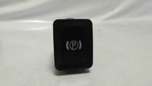 Interruptor aparcamiento - Accesorios febi 3760686240820 VW PASSAT VARIANT (3C5) 2.0 TDI - Imagen 1 de 3
