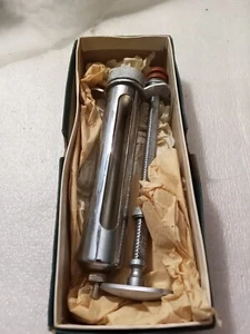 Vintage Tierarztspritze mit Originalkarton - Bild 1 von 2