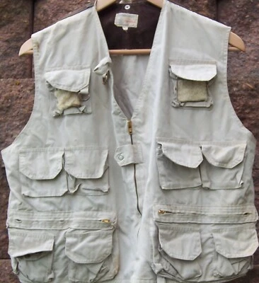 NEWCO Fishing Vest Size: Large - Image 1 of 4