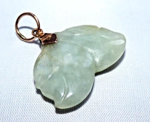VINTAGE 9CT GOLD CARVED LEAF & FRUIT JADE JADEITE PENDANT DROP CARVED JADE - Picture 1 of 6