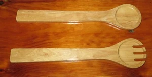 Wooden / bamboo pair round Salad Pasta Tongs Servers made in Thailand - Picture 1 of 2