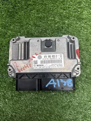 Módulo de computador motor 12-14 Volkswagen Beetle 2.5L A/T ECU ECM PCM 07K906055E - Imagem 1 de 4