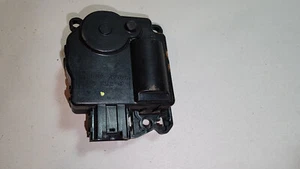 2011-2021 OEM Dodge Charger Chrysler 300 A/C And Heater Actuator - Picture 1 of 4