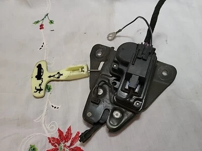 2006-2010 Dodge Charger Trunk Latch Lock Actuator OEM - Image 1 of 4