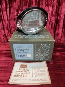 Vintage CLASSIC Sears Universal Movie Light Model 8825 w/ Bracket 650w NIB - Picture 1 of 19