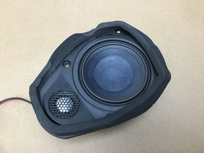 Altavoz audio sonido conductor delantero izquierdo Aston Martin DB9 GT 2016 13-16;@1 Foto 1 de 4