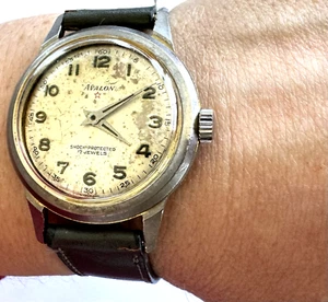 Vintage Men's Avalon 17j Mechanical Wind Up Watch Runs - Picture 1 of 15