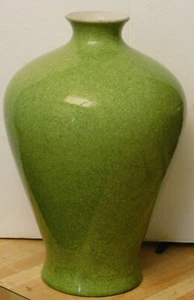 Vintage Chinese Green Apple Crackle Glaze Vase Signed 12" Tall - Picture 1 of 4