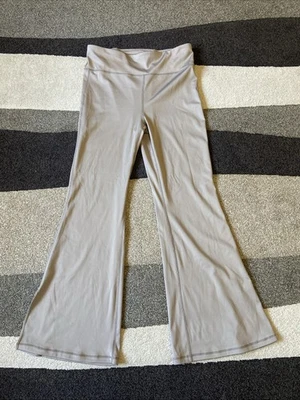 Pantalones Aeropostale XL Taupe Acampanados Leggings Pull On Elastizados Yoga Para Mujer Foto 1 de 4