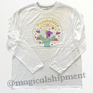 Neu mit Etikett! 2025 Disney Parks Festival der Feiertage Passholder Figur Shirt | Small - Bild 1 von 4