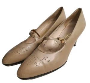 SALVATORE FERRAGAMO Mary Jane Womens Size 8.5 AAA Beige Leather Pumps-Italy - Picture 1 of 11