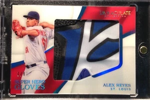 2017 Immaculate Alex Reyes Super Hero Gloves Rookie Cardinals RC SP 1/8 - Picture 1 of 2