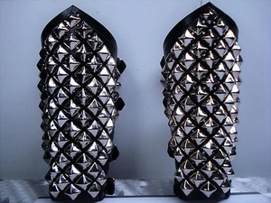UNISEX STUDDED LEATHER GAUNTLETS.THRASH METAL... (MDLUG0146).....VOIVOD'S - Picture 1 of 9
