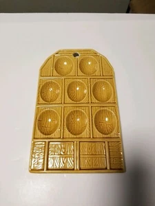 Vintage Ceramic Deviled Egg Party Tray, Harvest Yellow, 8 Egg Capacity  - Picture 1 of 4